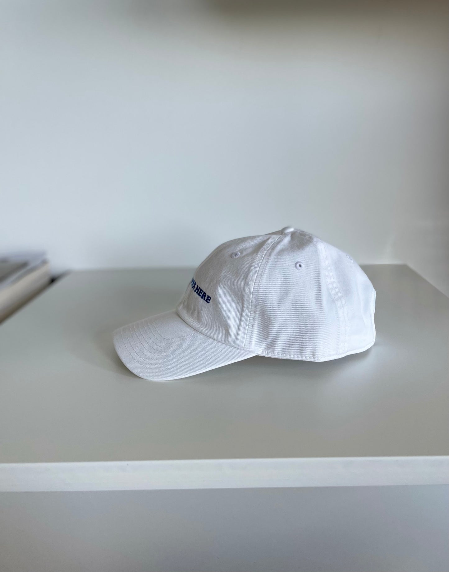 Cap I DON'T WORK HERE