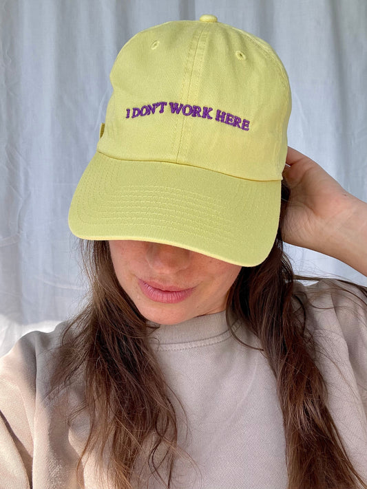 Cap I DON'T WORK HERE