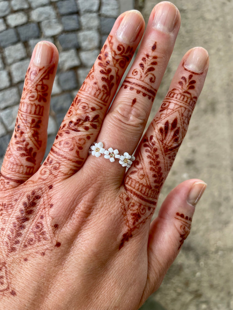 DAISIES Ring